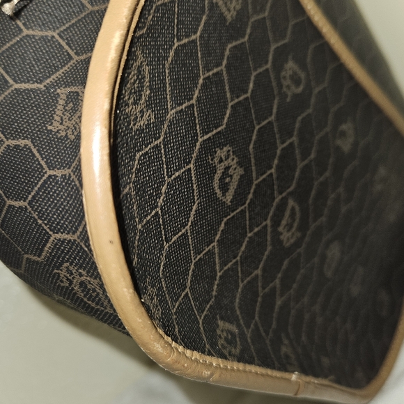 Christian Dior Honeycomb Crossbody - Picture 5 of 16